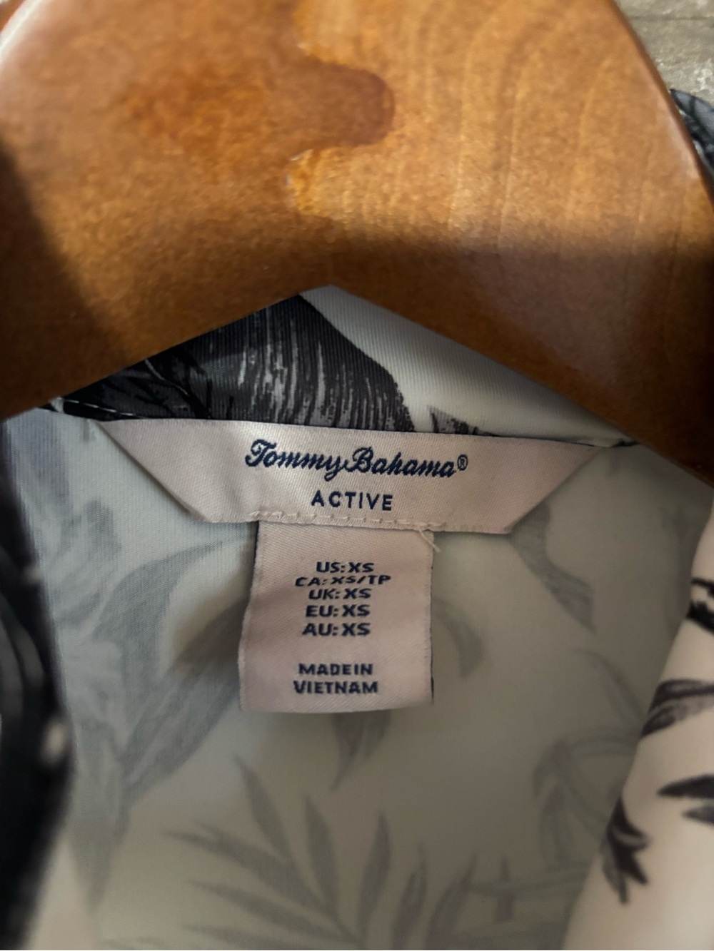 Tommy Bahama White and Black Tropical Quarter-Zip Active Top w/ Front Pockets XS - Picture 3 of 8